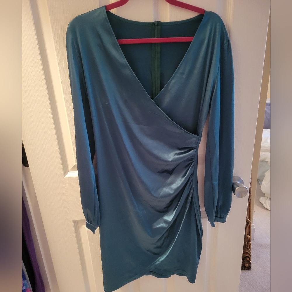 Elegant Long-Sleeve Dress
